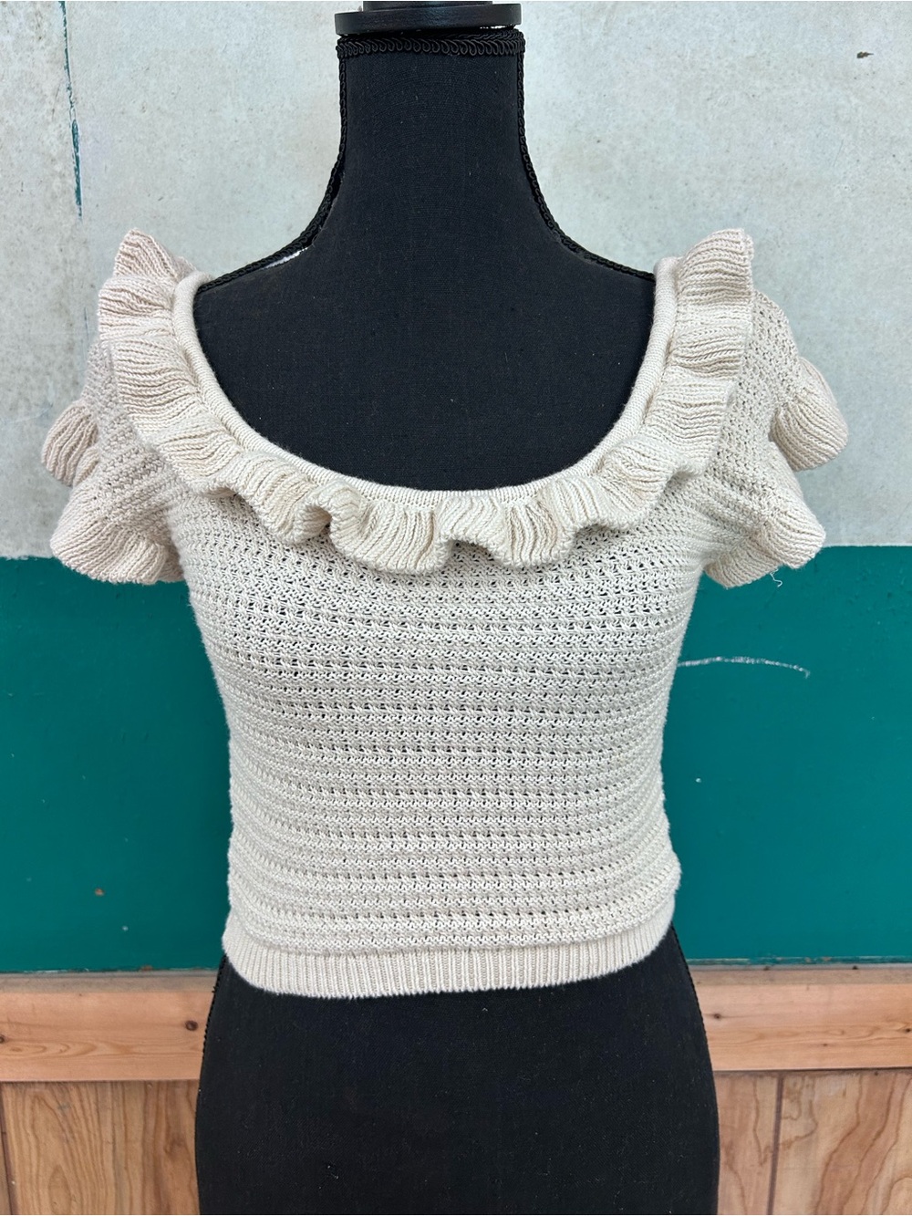 H&M  Knit Crop Top